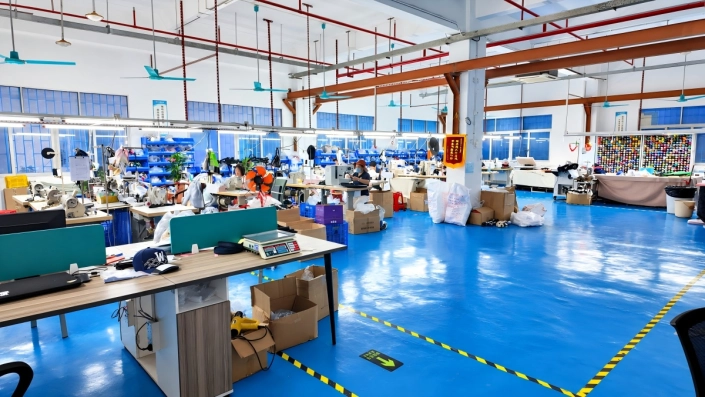Clothing production factory in China for low MOQ apparel sourcing